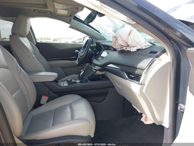 2019 CADILLAC XT4 1GYFZDR40KF204708 Photo 4