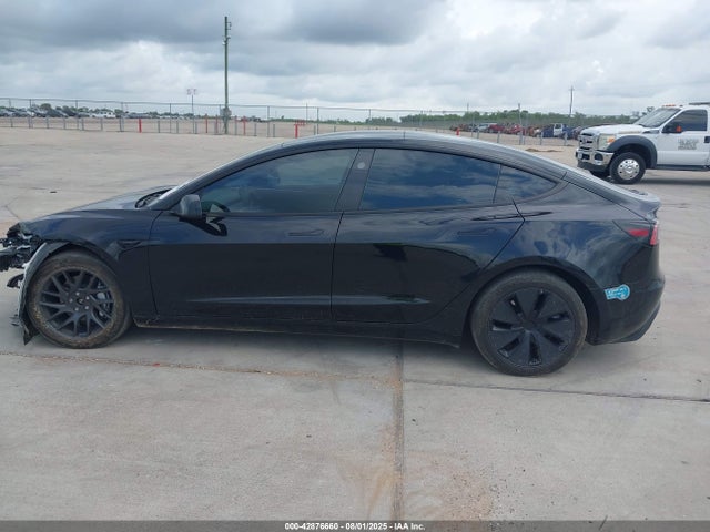 Tesla MODEL 3 2024 5YJ3E1EB7RF753716 Image 14
