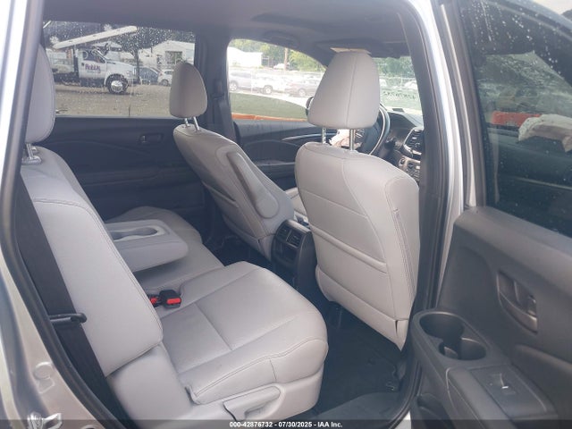 Honda j35y6 2022 5FNYF8H5XNB021611 Image 8