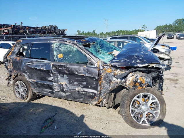 1C4RJFBG9JC121577 Jeep Grand Cherokee