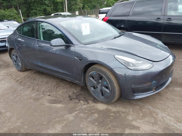 2022 TESLA MODEL 3 5YJ3E1EB7NF129537 Photo 0