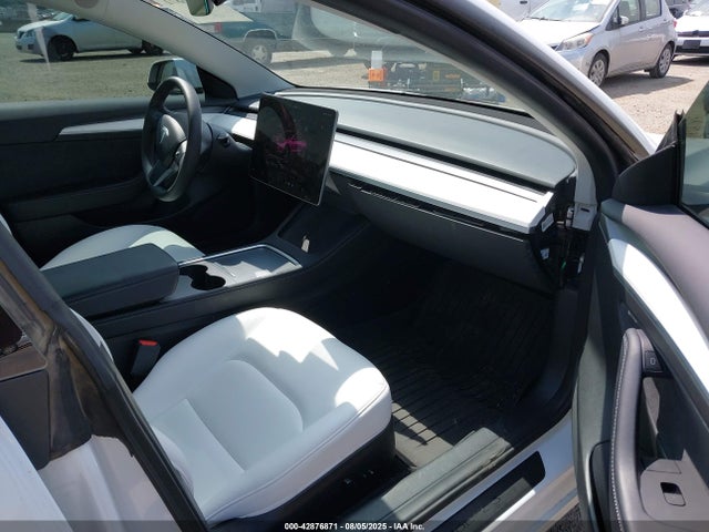 2022 TESLA MODEL 3 5YJ3E1EB7NF264856 Photo 4