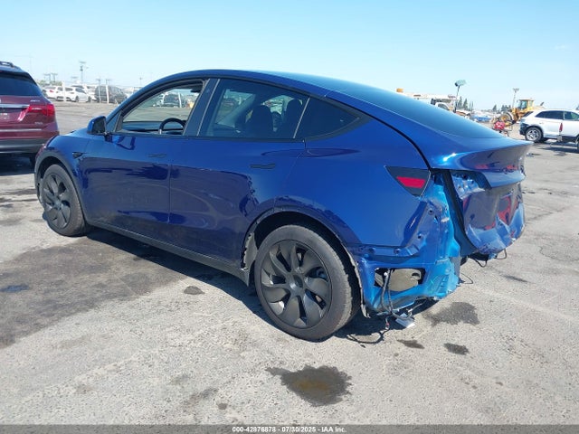 2023 TESLA MODEL Y 7SAYGAEE4PF738875 Photo 2