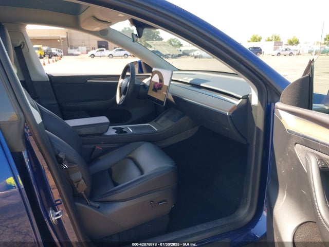 2023 TESLA MODEL Y 7SAYGAEE4PF738875 Photo 4
