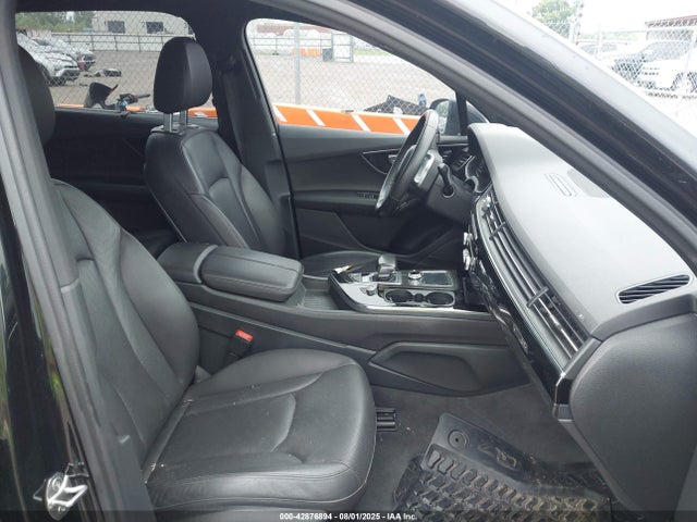 2017 AUDI Q7 WA1LAAF71HD034337 Photo 4