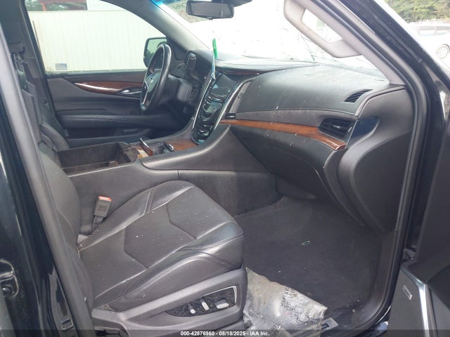 2017 CADILLAC ESCALADE ESV 1GYS3HKJ1HR174519 Photo 4