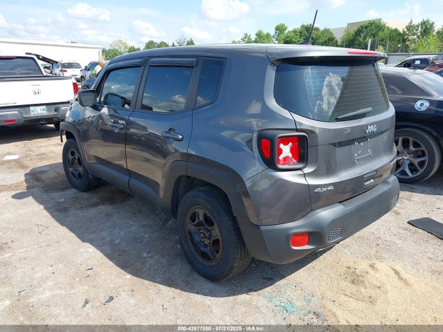 2018 JEEP RENEGADE ZACCJBAB2JPJ36127 Photo 2