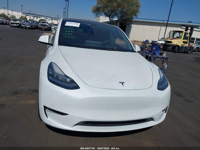 Tesla 2022 2022 7SAYGAEE2NF365977 Image 13