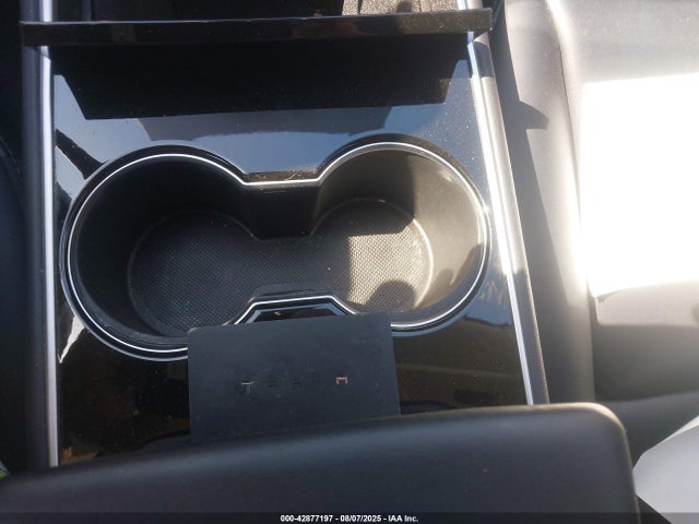 5YJ3E1EA9JF048766 Tesla MODEL 3