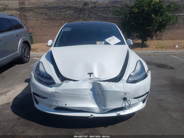 5YJ3E1EA9JF048766 Tesla MODEL 3