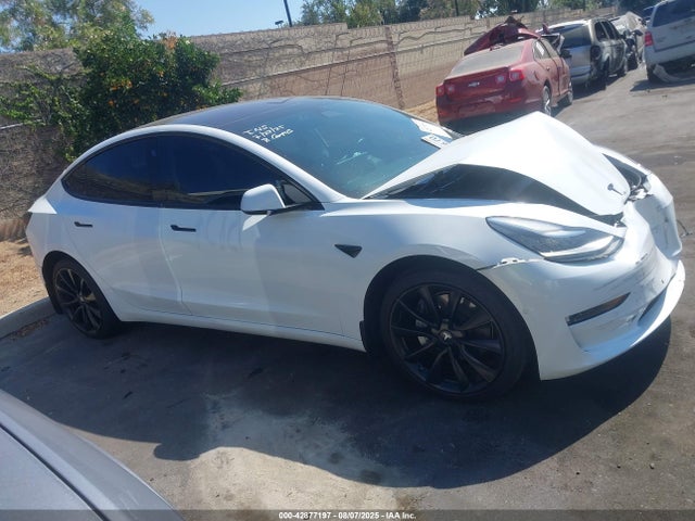 5YJ3E1EA9JF048766 Tesla MODEL 3