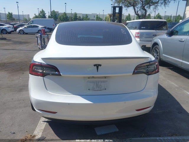 5YJ3E1EA9JF048766 Tesla MODEL 3