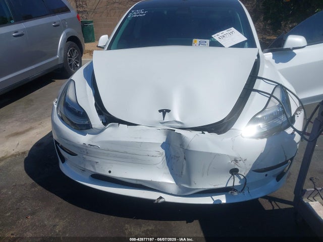 5YJ3E1EA9JF048766 Tesla MODEL 3
