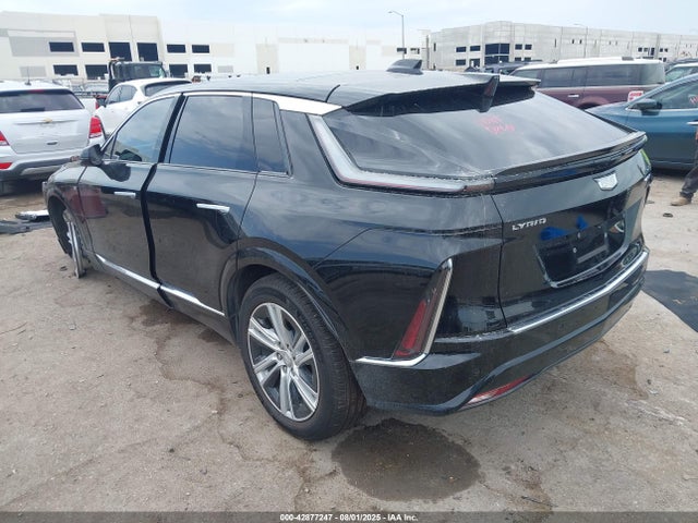 2024 CADILLAC LYRIQ 1GYKPMRKXRZ135389 Photo 2