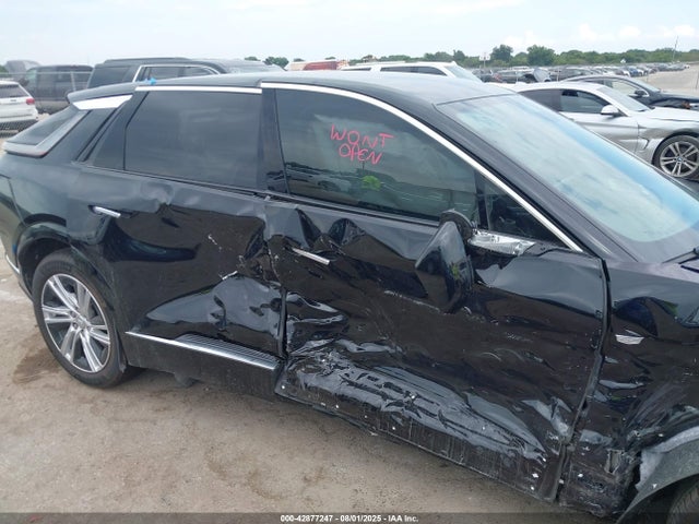 2024 CADILLAC LYRIQ 1GYKPMRKXRZ135389 Photo 5