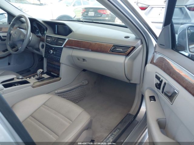 2010 MERCEDES-BENZ E 63 AMG WDDHF7HB0AA178914 Photo 4