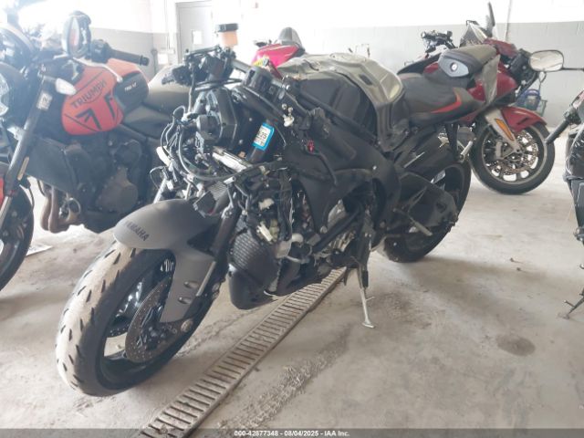 2016 YAMAHA YZFR1S JYARN42E7GA001137 Photo 1