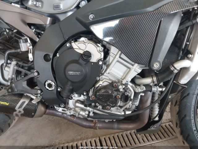 2016 YAMAHA YZFR1S JYARN42E7GA001137 Photo 7