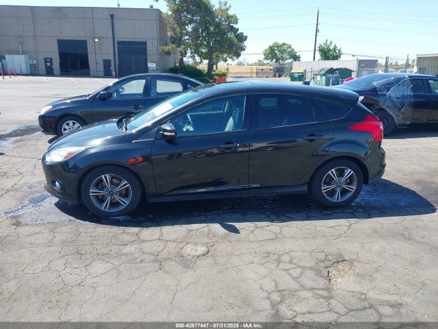 1FADP3K24EL238040 Ford 2014