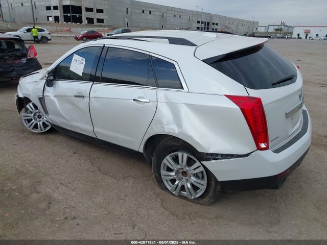 2015 CADILLAC SRX 3GYFNAE36FS527220 Photo 2