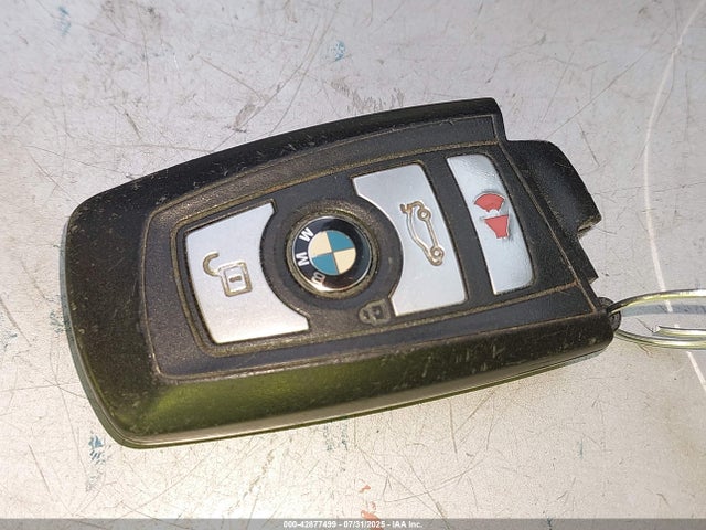 WBA8E1G54GNT34411 BMW 2016