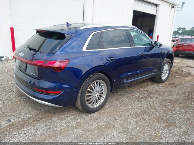 2022 AUDI E-TRON WA1LAAGE0NB038464 Photo 3