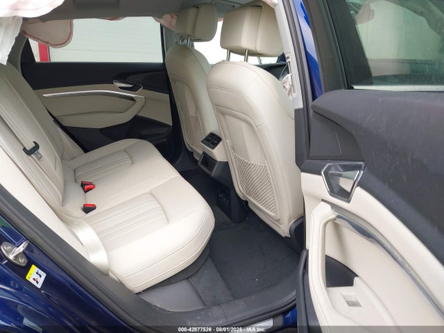 2022 AUDI E-TRON WA1LAAGE0NB038464 Photo 7