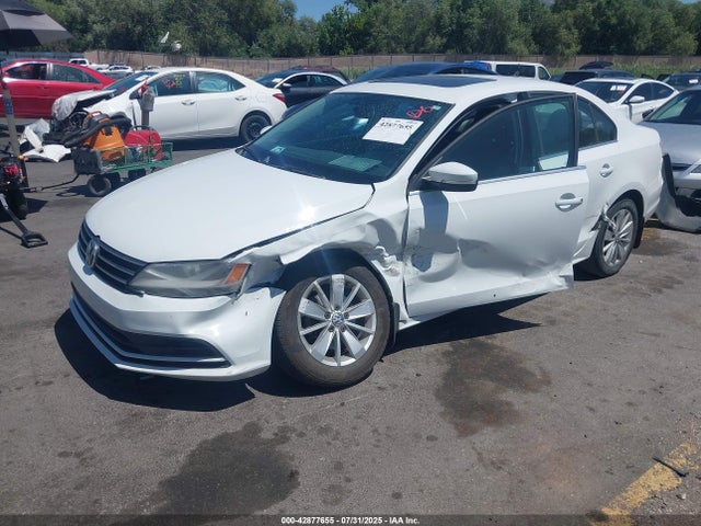 3VWLA7AJXFM305955 Volkswagen Jetta