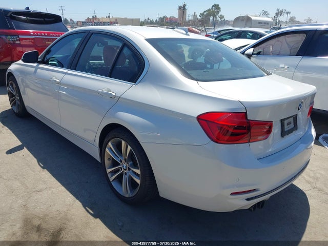 WBA8B9G53HNU51597 BMW 2017