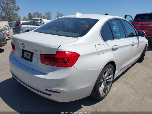 WBA8B9G53HNU51597 BMW 2017