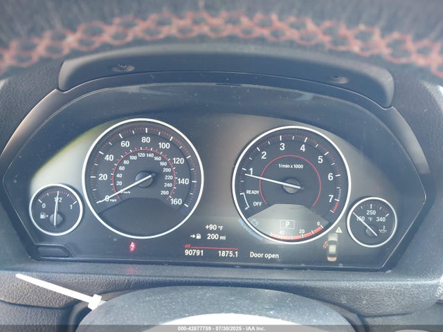 WBA8B9G53HNU51597 BMW 2017