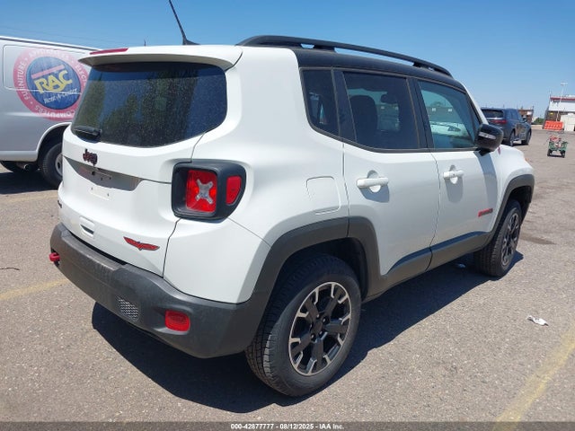 Jeep Renegade 2023 ZACNJDC18PPP70818 Image 4
