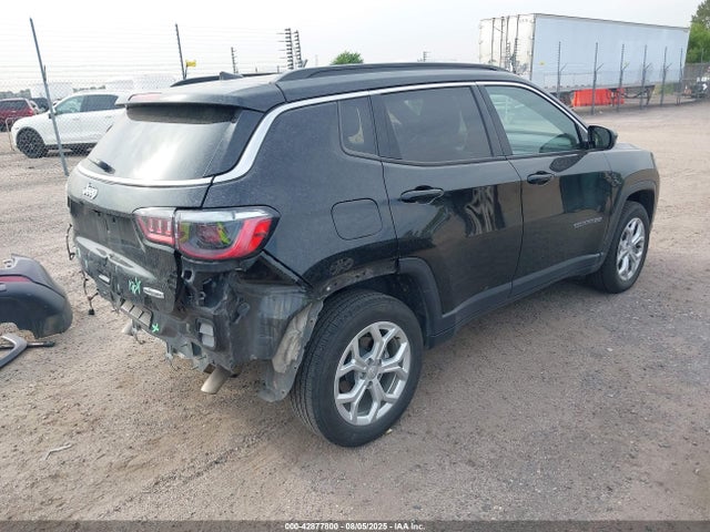 Jeep Compass 2024 3C4NJDBN4RT118023 Image 4