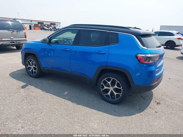 Jeep 2024 2024 3C4NJDCN3RT110932 Image 3