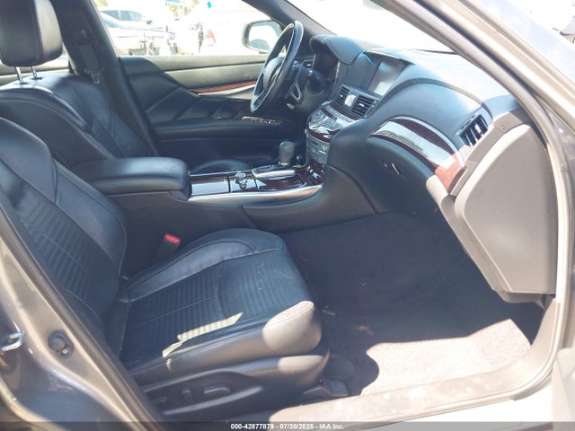 JN1BY1AP5GM220727 Infiniti 2016