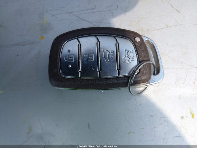 KM8J3CA22GU110821 Hyundai 2016