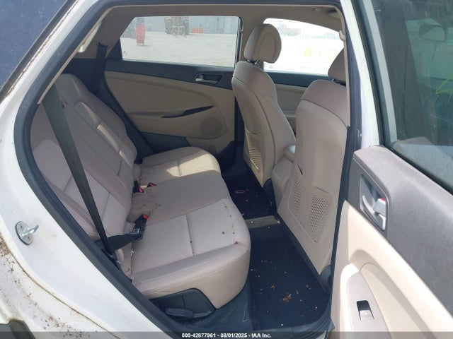 KM8J3CA22GU110821 Hyundai 2016