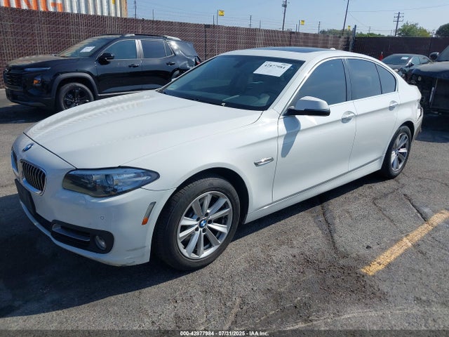 BMW 528I 2016 WBA5A5C5XGG352489 Image 2