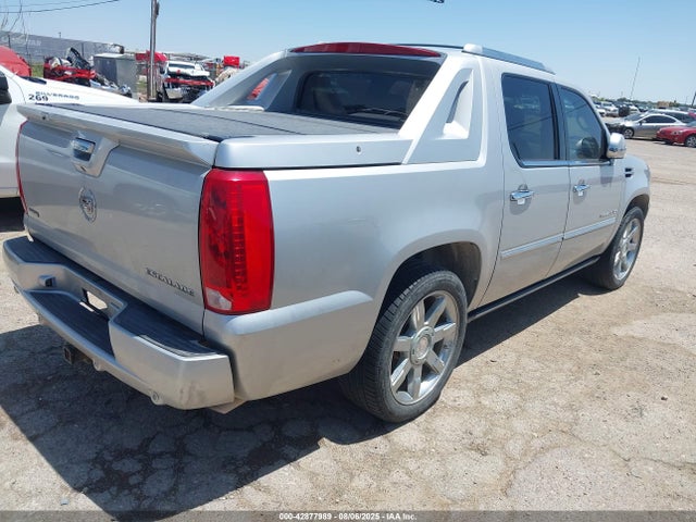 2010 CADILLAC ESCALADE EXT 3GYVKNEF0AG161384 Photo 3
