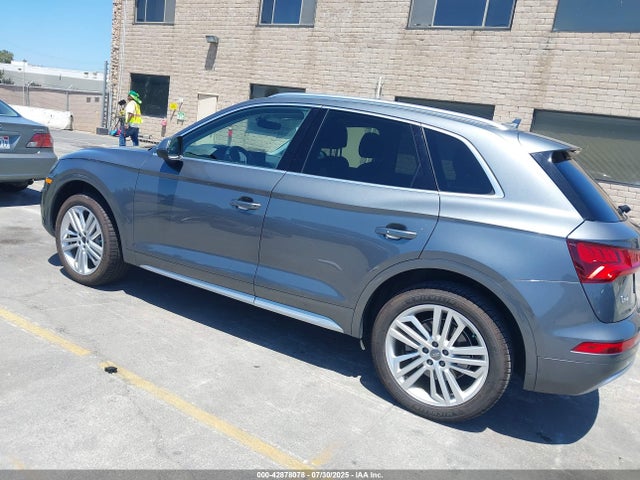 2018 AUDI Q5 WA1BNAFY5J2191024 Photo 2