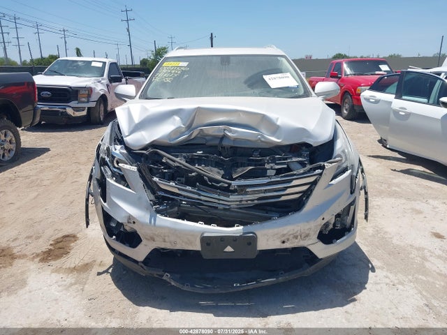1GYKNBRS9HZ245956 Cadillac XT5 LUXURY