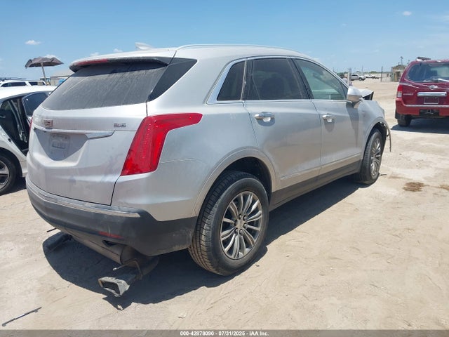 2017 CADILLAC XT5 1GYKNBRS9HZ245956 Photo 3