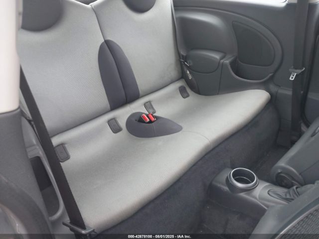 2005 MINI COOPER S WMWRE334X5TD95948 Photo 7