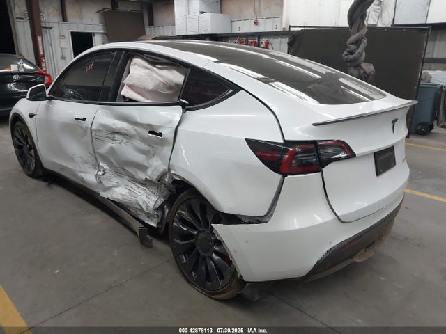 2022 TESLA MODEL Y 7SAYGDEF3NF488794 Photo 2