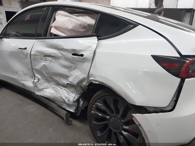 2022 TESLA MODEL Y 7SAYGDEF3NF488794 Photo 5