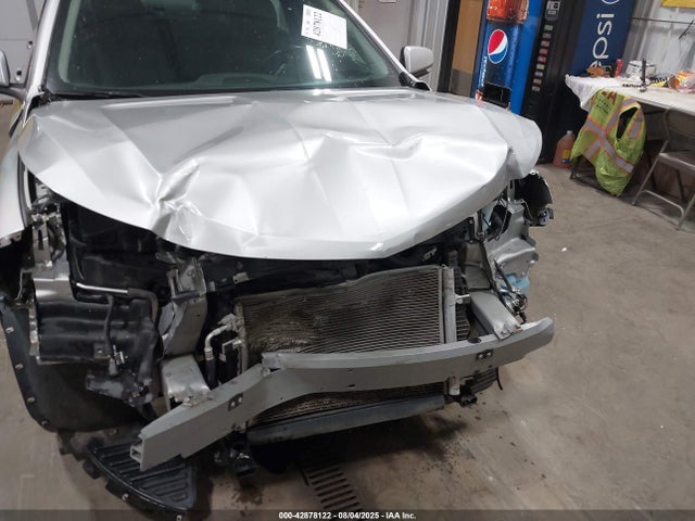 1G1125S31EU111152 Chevrolet lfx