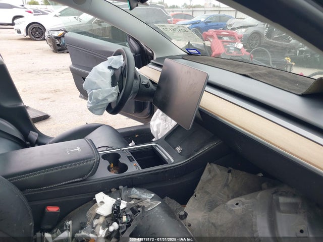 2021 TESLA MODEL 3 5YJ3E1EB9MF849114 Photo 4