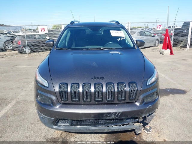 1C4PJLCB1JD622594 Jeep 2018