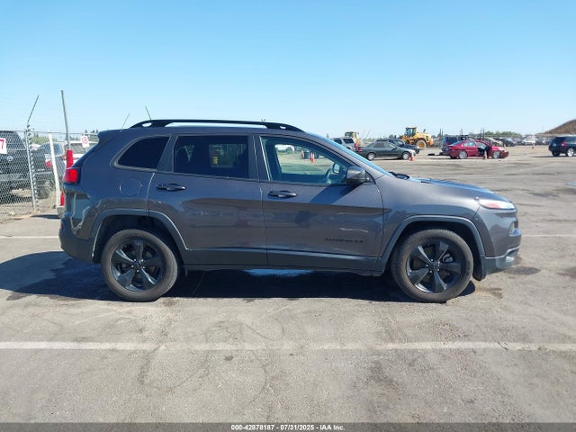 1C4PJLCB1JD622594 Jeep 2018