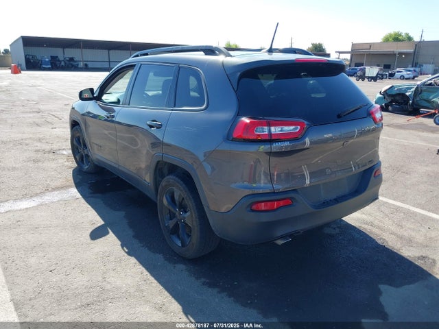 1C4PJLCB1JD622594 Jeep 2018